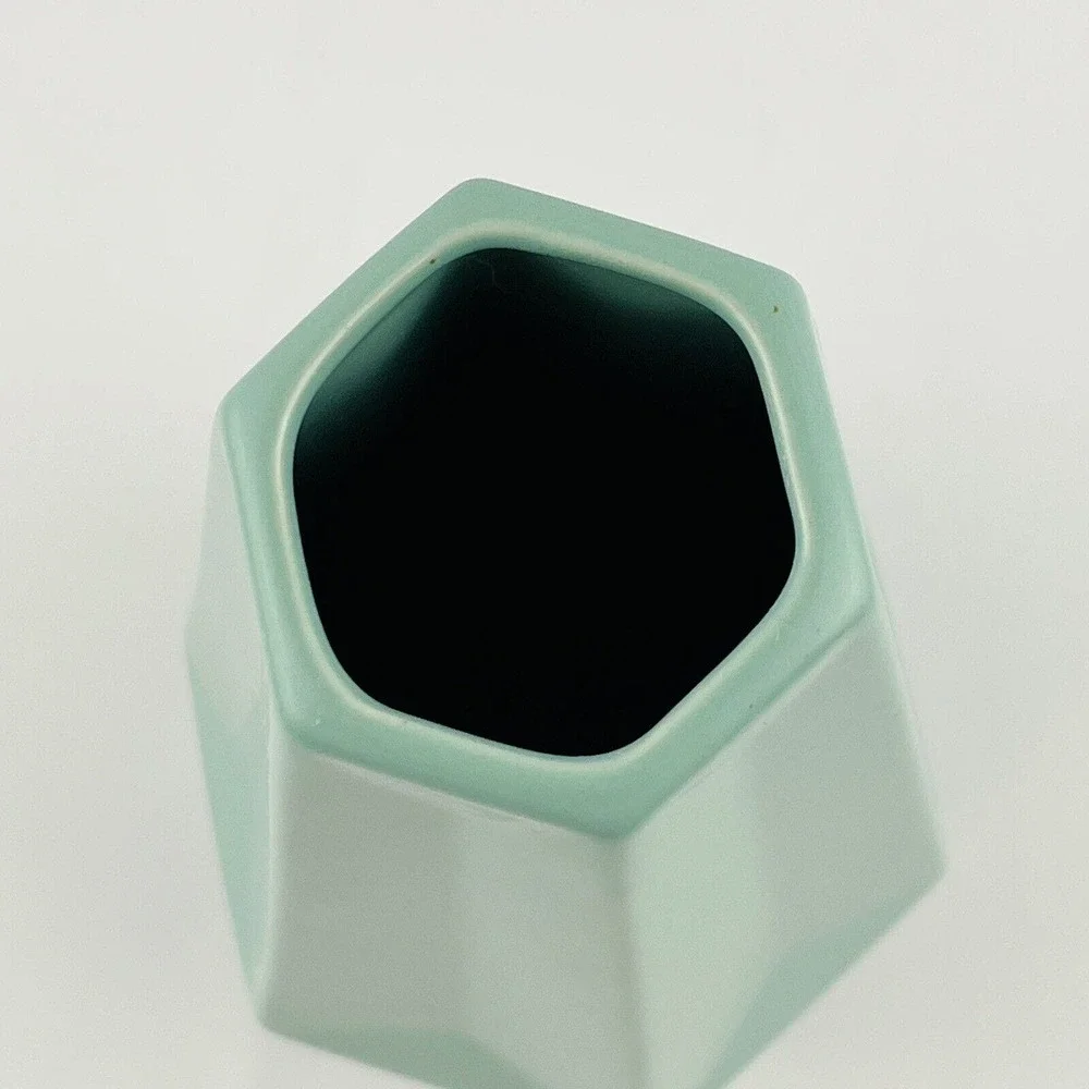 Ikea‎ Livslang Vase Soft Green 3D Hexagon 8